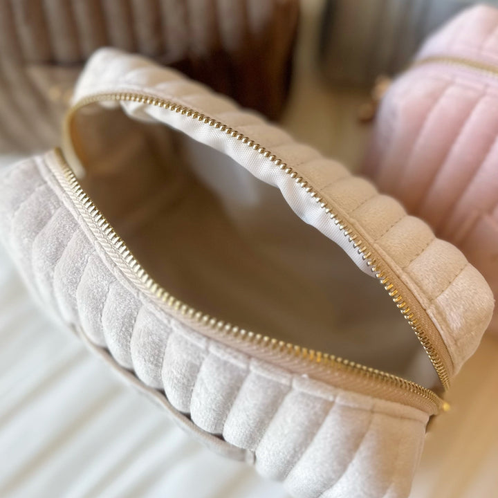 新品-雲朵化妝包-燙字款 ．【2025 聖誕節】